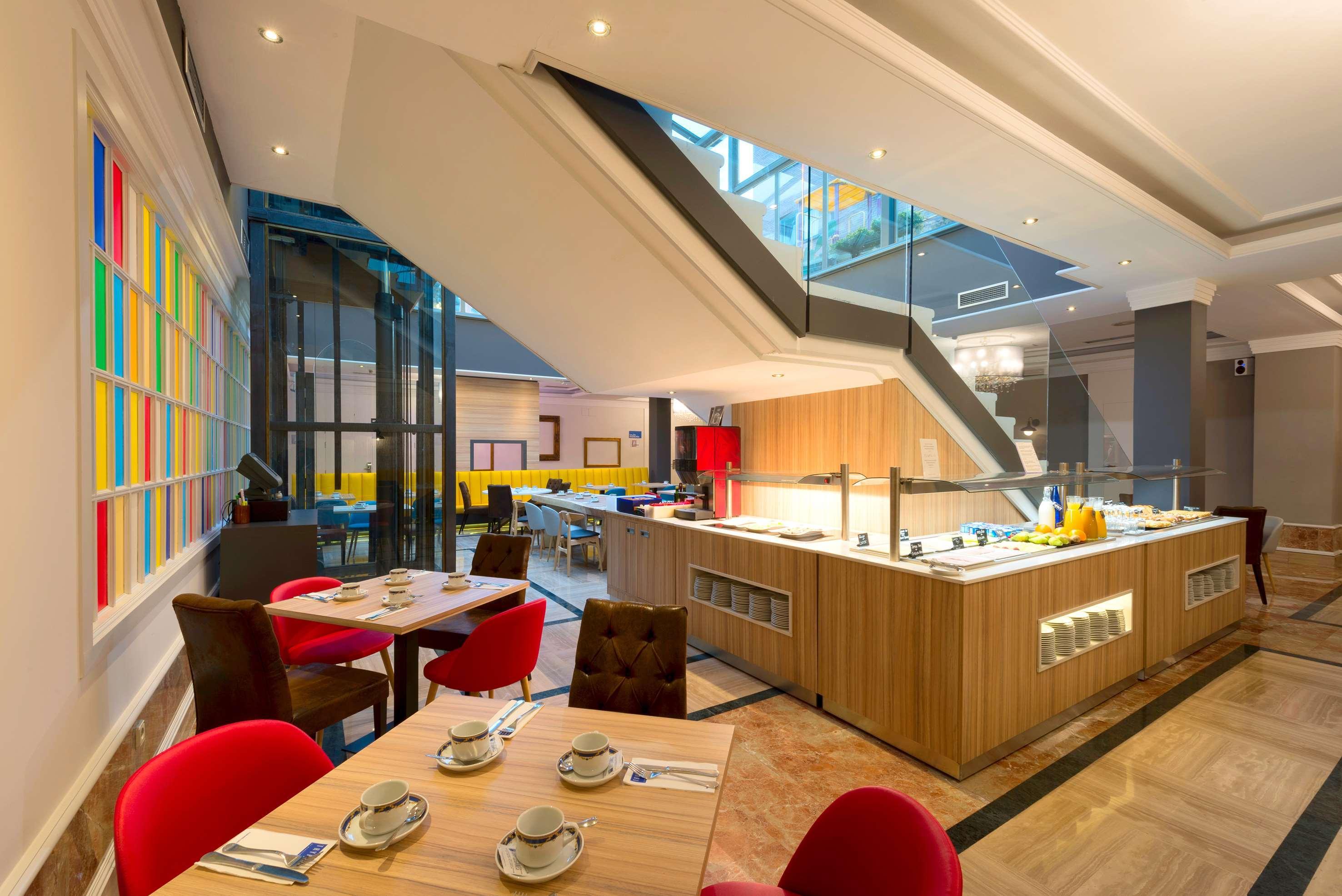 Hotel Madrid Leganes Affiliated By Melia מראה חיצוני תמונה